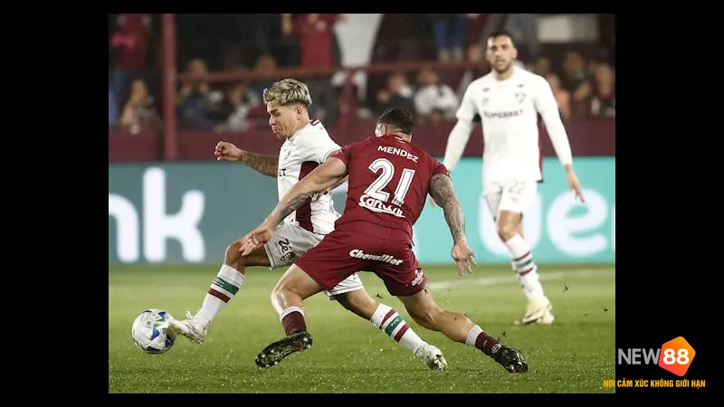 Hành động trong trận đấu giữa Fluminense và Lanus - "Fluminense" vs "Lanus"